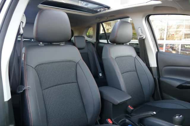 Suzuki S-Cross (2026) thumbnail 5