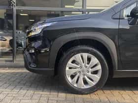 Suzuki S-Cross (2026) thumbnail 4