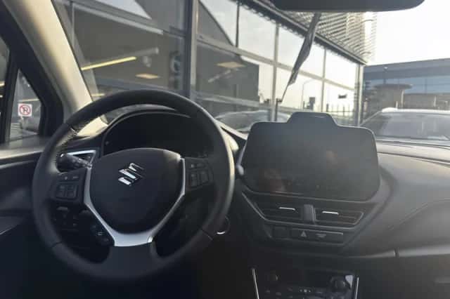 Suzuki S-Cross (2026) thumbnail 10