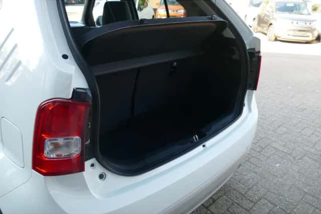 Suzuki Ignis (2023) thumbnail 8