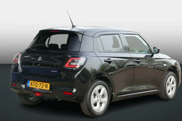 Suzuki Swift (2024) thumbnail 2