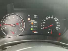 Suzuki Swift (2024) thumbnail 13