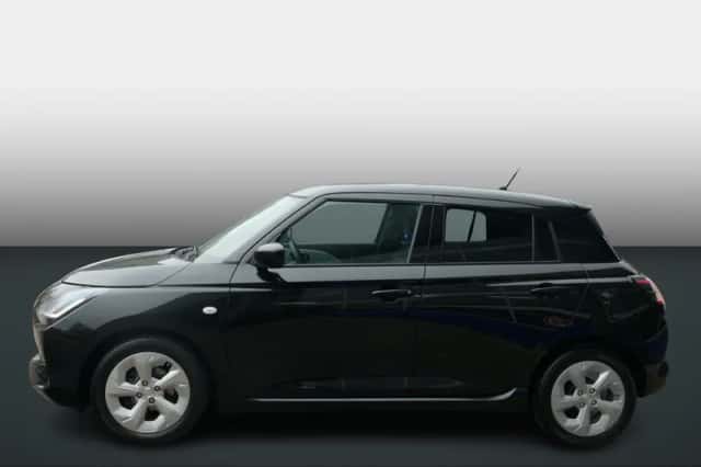 Suzuki Swift (2024) thumbnail 4