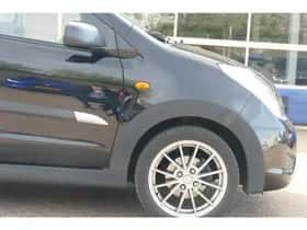 Suzuki Alto (2015) thumbnail 5