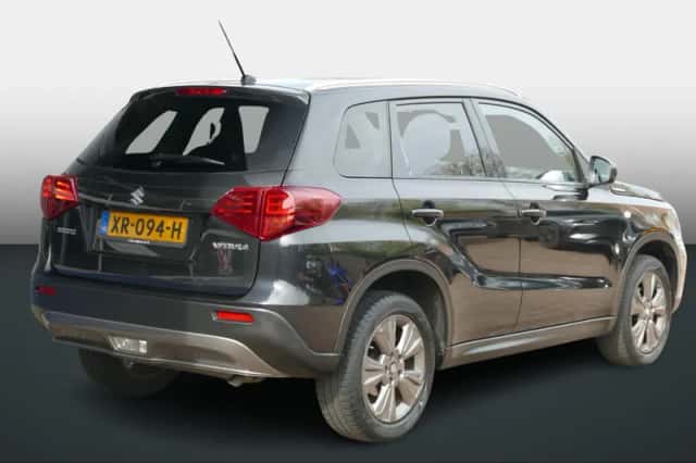 Suzuki Vitara (2019) thumbnail 2