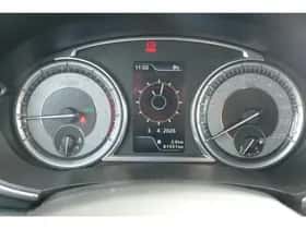 Suzuki Vitara (2019) thumbnail 14