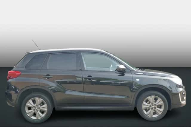 Suzuki Vitara (2019) thumbnail 3