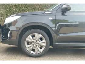 Suzuki Vitara (2019) thumbnail 6