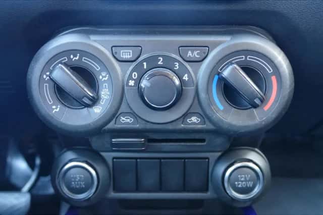 Suzuki Ignis (2020) thumbnail 20