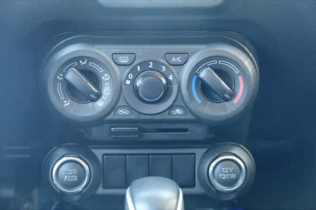 Suzuki Ignis (2020) thumbnail 21