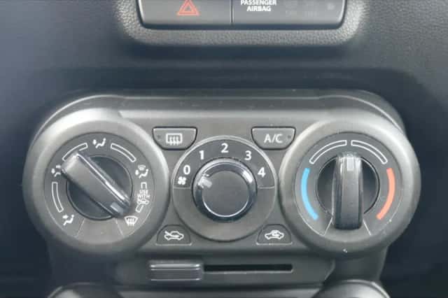 Suzuki Ignis (2021) thumbnail 15