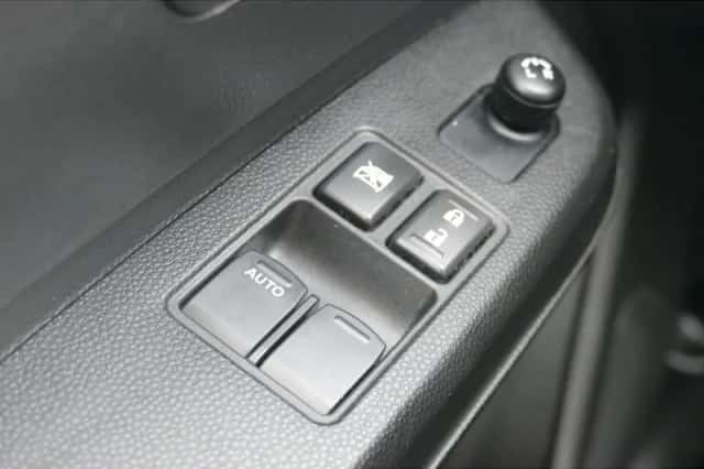 Suzuki Ignis (2021) thumbnail 20
