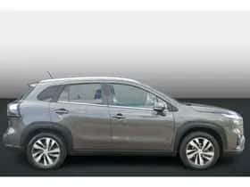 Suzuki S-Cross (2024) thumbnail 3