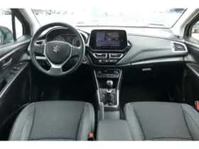 Suzuki S-Cross (2024) thumbnail 9