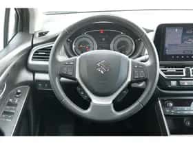 Suzuki S-Cross (2024) thumbnail 10