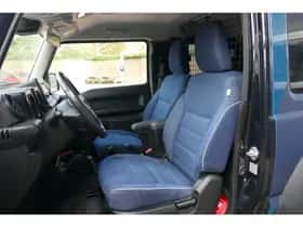 Suzuki Jimny (2023) thumbnail 17