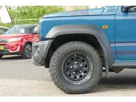 Suzuki Jimny (2023) thumbnail 6