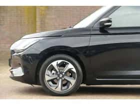 Suzuki Swift (2026) thumbnail 4
