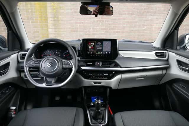 Suzuki Swift (2026) thumbnail 7