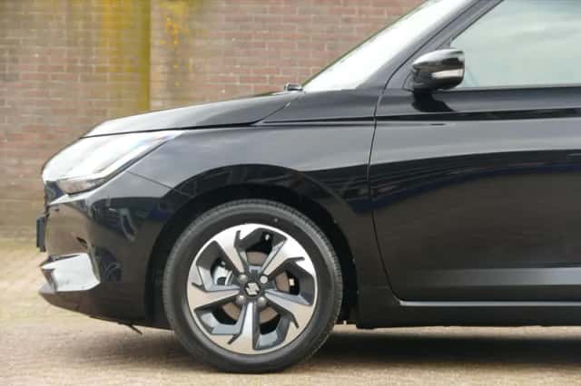 Suzuki Swift (2026) thumbnail 4
