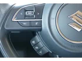 Suzuki Swift (2023) thumbnail 12