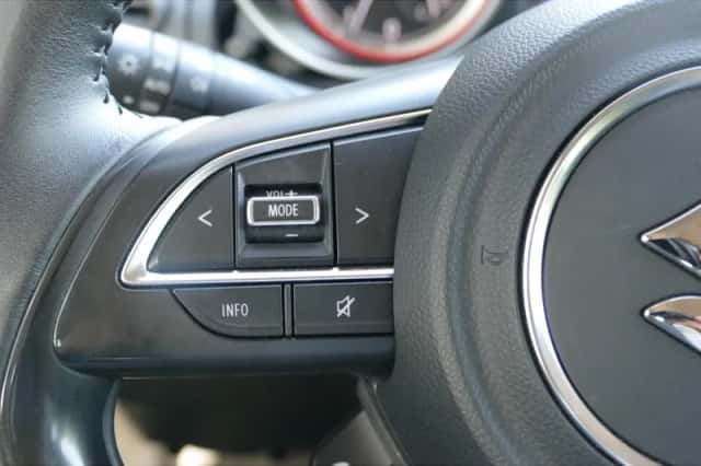 Suzuki Swift (2023) thumbnail 12
