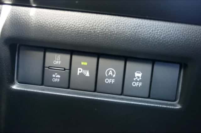 Suzuki Swift (2023) thumbnail 17