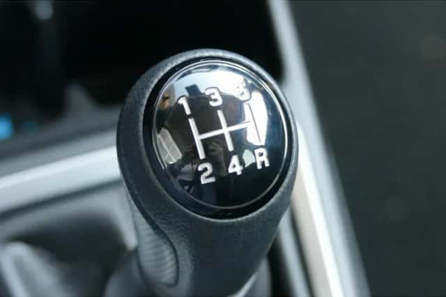 Suzuki Swift (2023) thumbnail 20