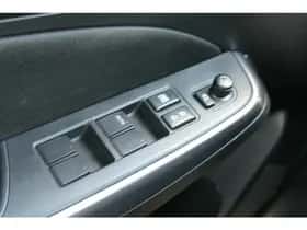 Suzuki Swift (2023) thumbnail 22