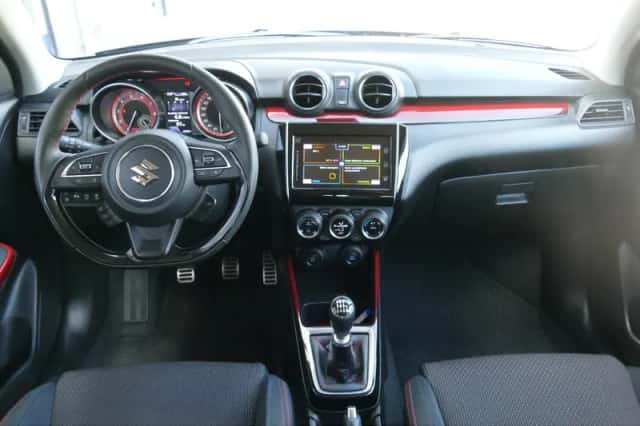 Suzuki Swift (2024) thumbnail 13