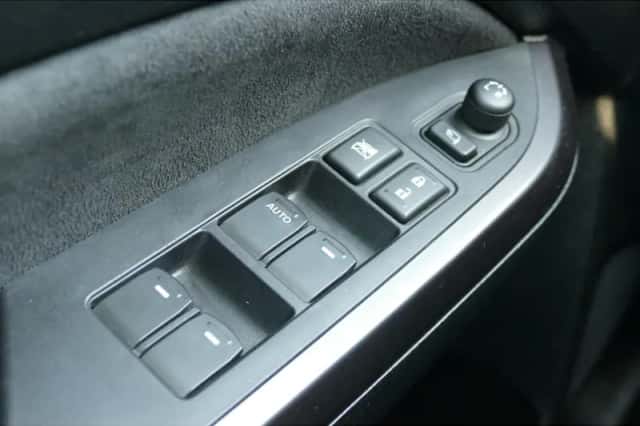 Suzuki Vitara (2023) thumbnail 22