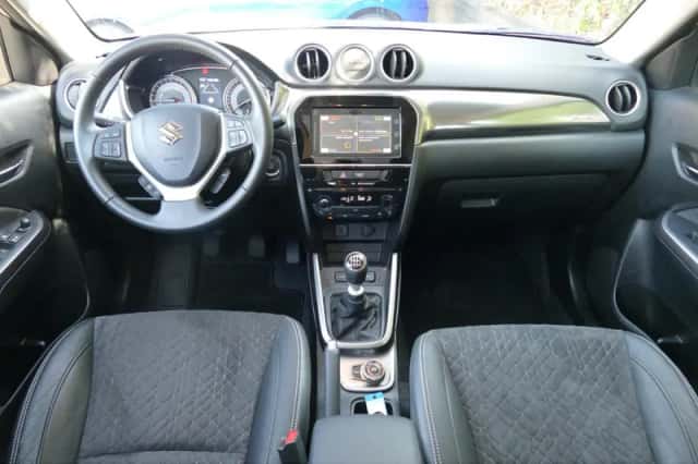 Suzuki Vitara (2023) thumbnail 9