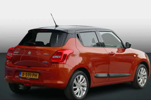 Suzuki Swift (2024) thumbnail 2