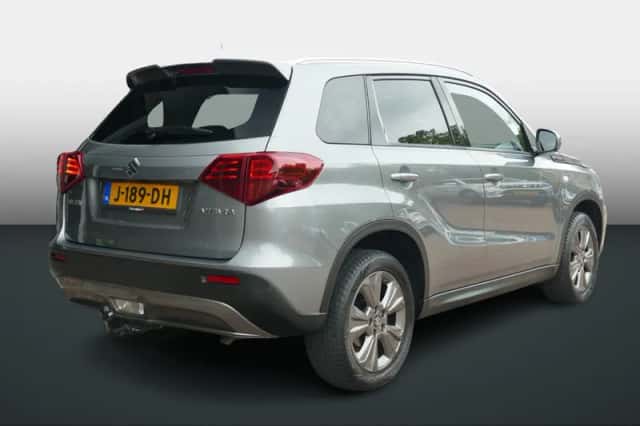 Suzuki Vitara (2020) thumbnail 3