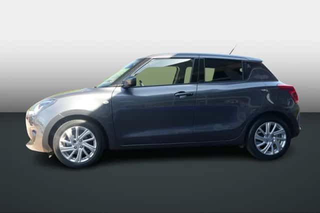 Suzuki Swift (2021) thumbnail 2