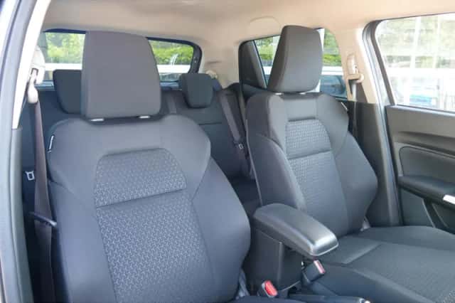 Suzuki Swift (2021) thumbnail 6