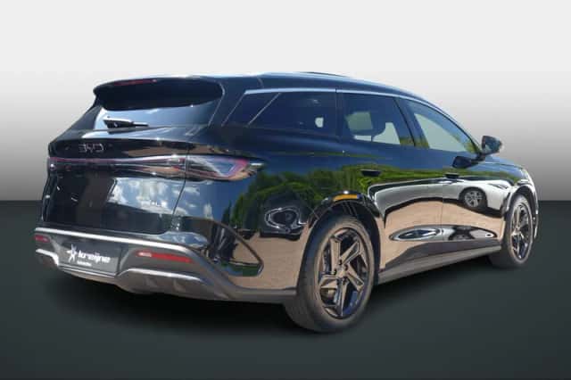 BYD Seal (2026) thumbnail 3