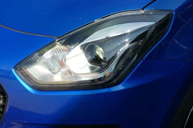 Suzuki Swift (2022) thumbnail 5