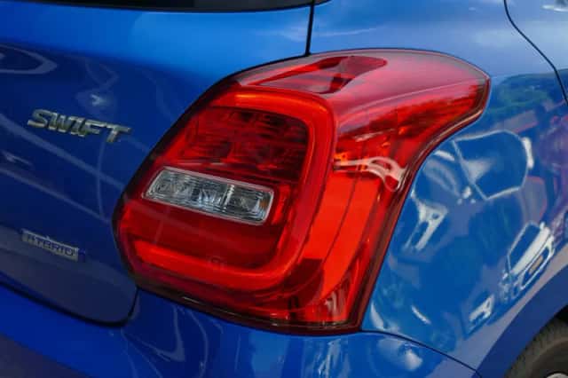Suzuki Swift (2022) thumbnail 6