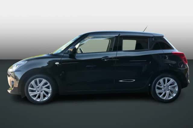 Suzuki Swift (2021) thumbnail 2