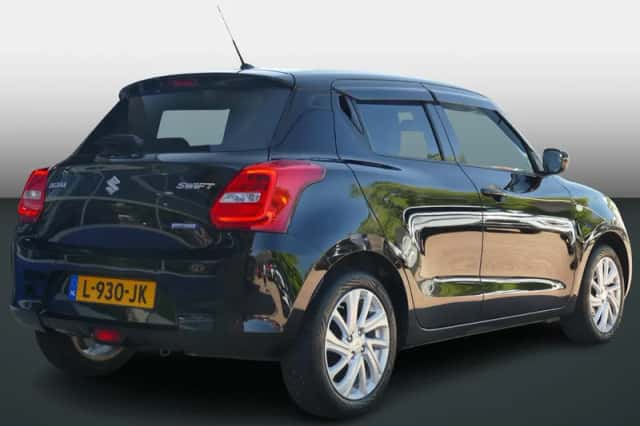 Suzuki Swift (2021) thumbnail 3