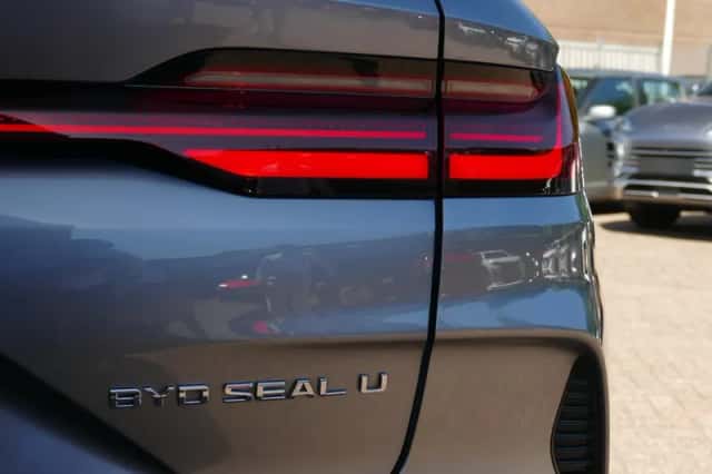 BYD Seal U (2024) thumbnail 6