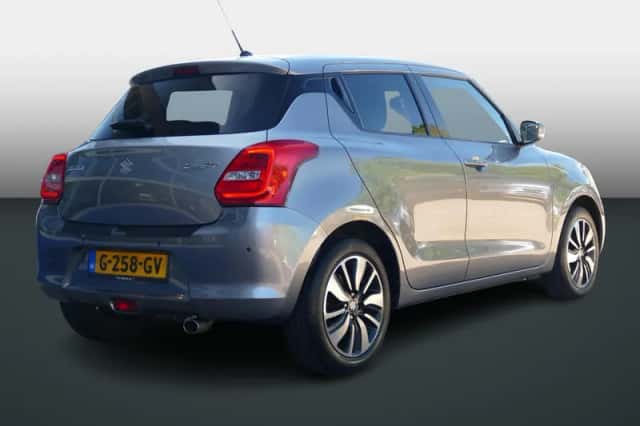 Suzuki Swift (2019) thumbnail 3
