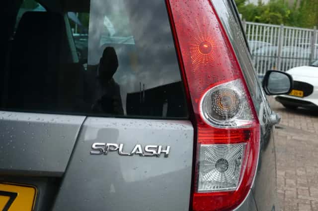 Suzuki Splash (2011) thumbnail 6