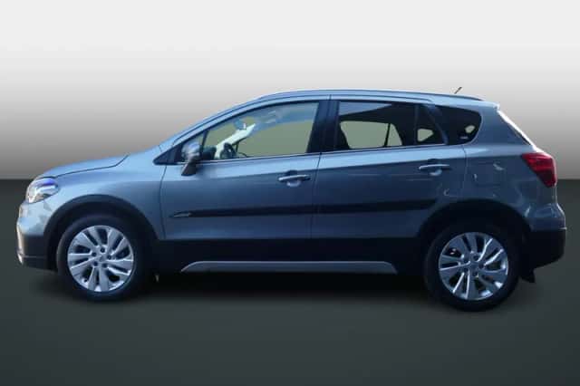 Suzuki S-Cross (2016) thumbnail 2