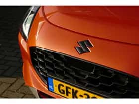 Suzuki Swift (2025) thumbnail 2