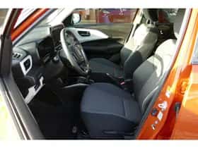 Suzuki Swift (2025) thumbnail 8