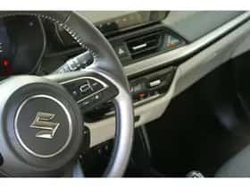 Suzuki Swift (2025) thumbnail 9