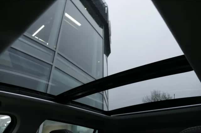 Suzuki S-Cross (2024) thumbnail 15