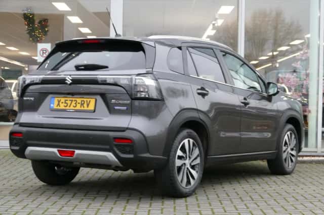 Suzuki S-Cross (2024) thumbnail 17